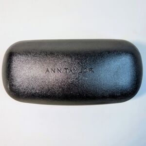 ✨ Ann Taylor Hard Shell Glasses Case — New ✨
